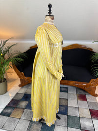 Robe du soir Empire en soie à motifs, vers 1810