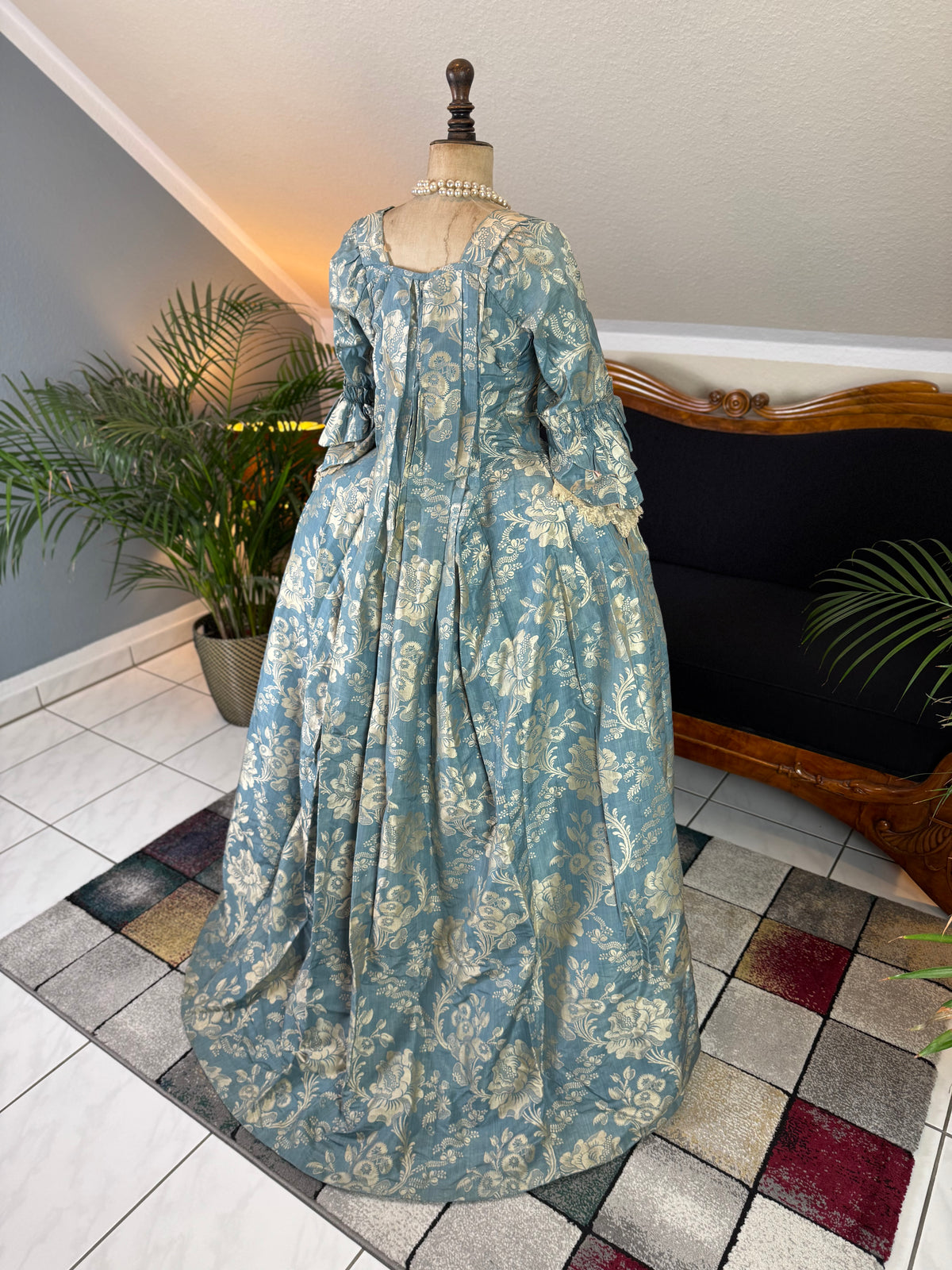Robe à la Française in blue and cream silk damask – Authentic Eighteenth‑Century Gown, ca. 1770