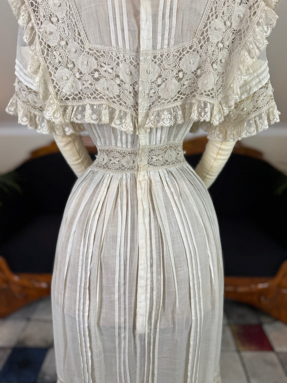 Antique Edwardian Tea Dress, America, ca. 1906