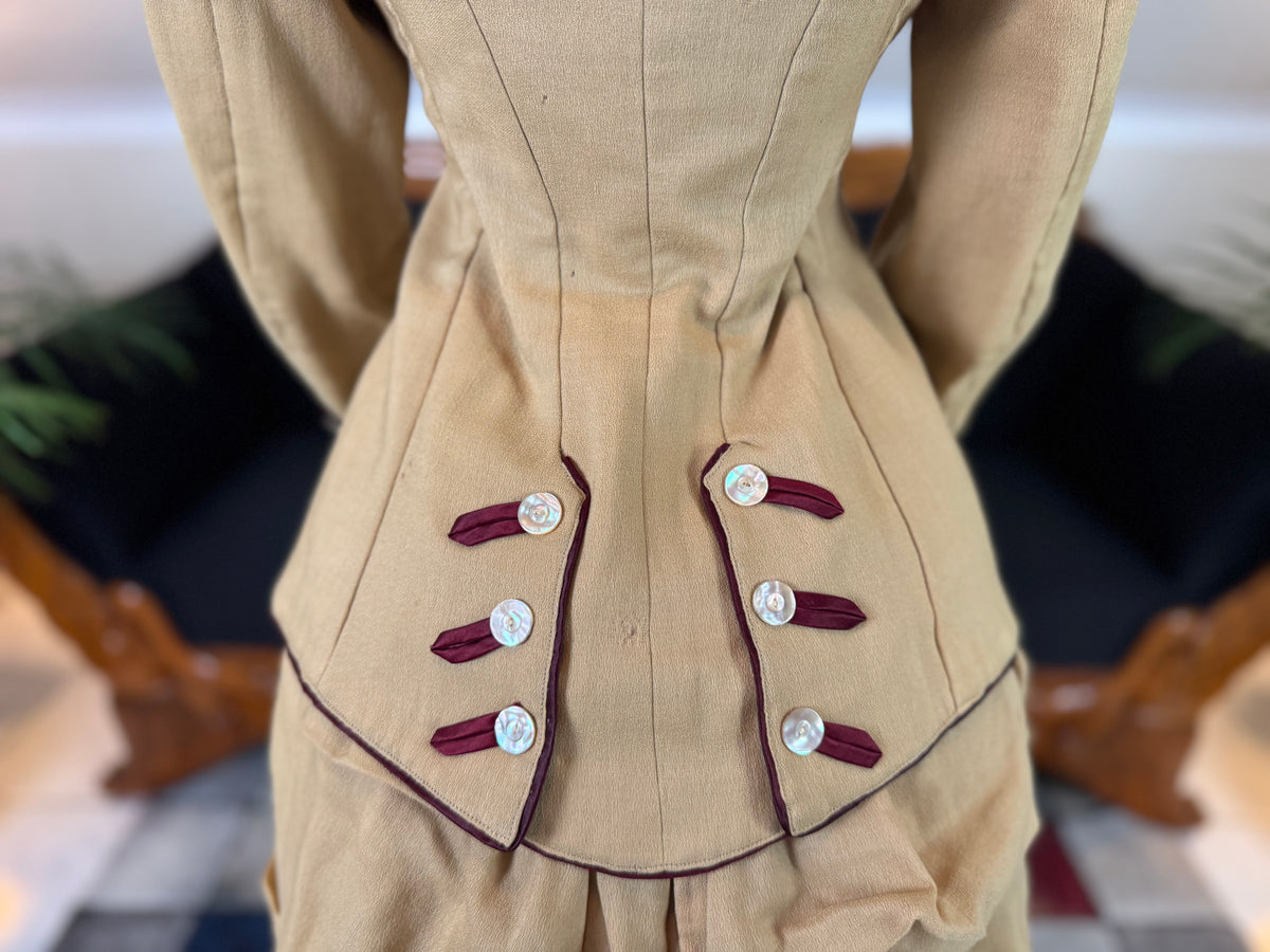 Robe de visite antique de style princesse, vers 1878