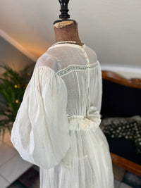 A Lady’s Legacy: Regency-to-Romantic Garments of Mary Newhall, England, ca. 1828