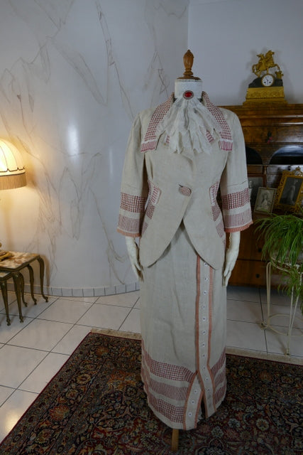 PLUYM Titanic Era Walking Dress, dated 1912
