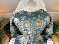 Rococo Caraco 1750 – Blue‑White Floral Silk, Riding‑Style Jacket