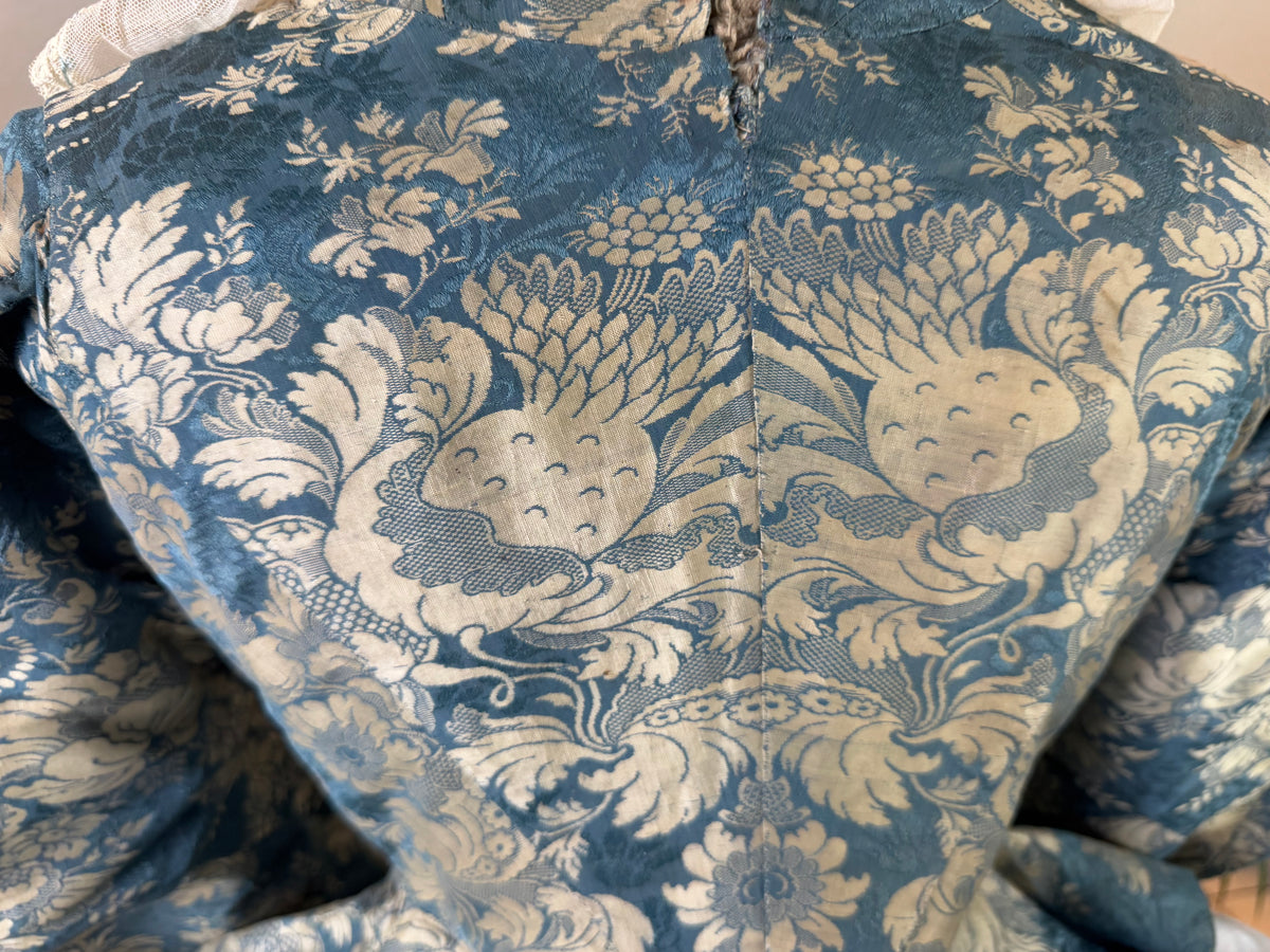 Rococo Caraco 1750 – Blue‑White Floral Silk, Riding‑Style Jacket