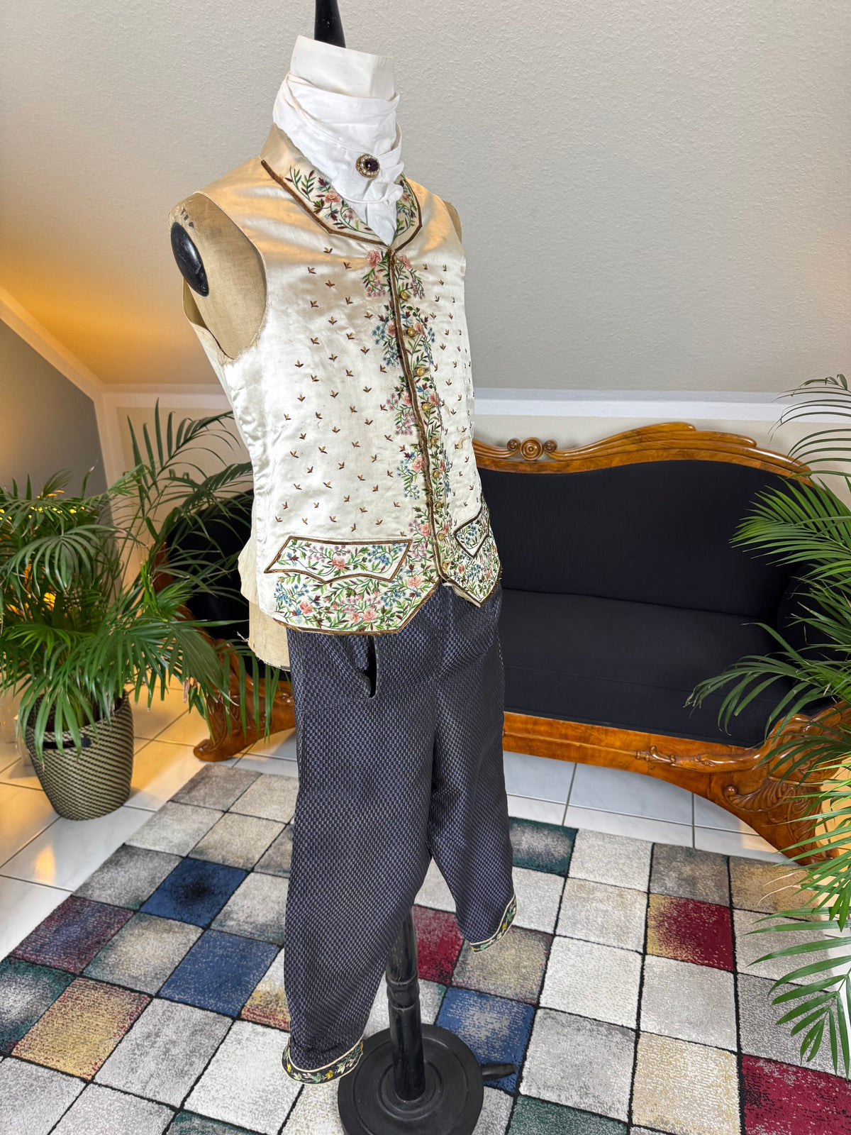 Antique Waistcoat & Blue Silk Knee‑Length Trousers, ca. 1790 – Embroidered Floral Menswear Ensemble