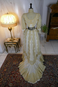 MACHERET Society Dress, New York & Paris, ca. 1901