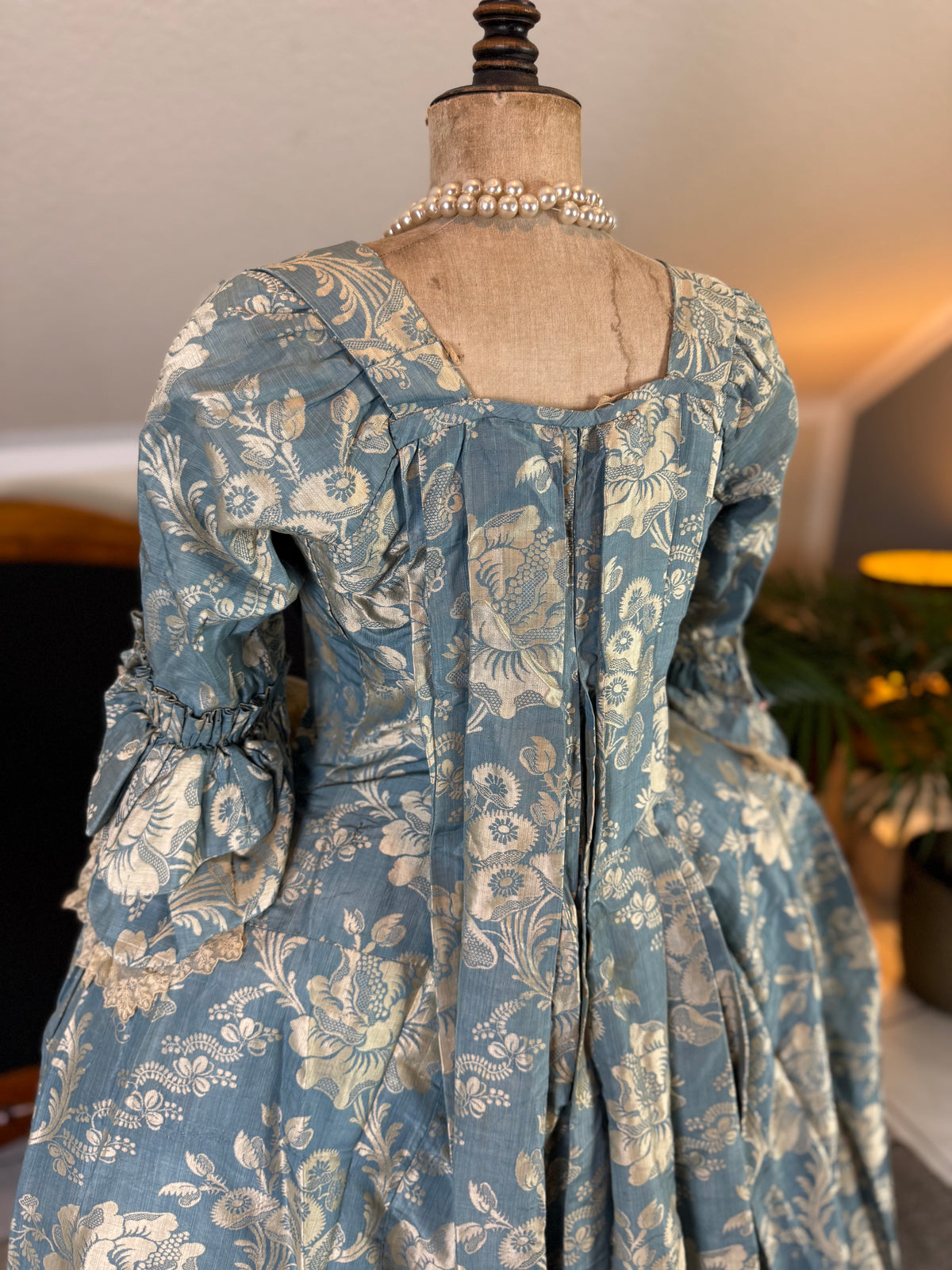 Robe à la Française in blue and cream silk damask – Authentic Eighteenth‑Century Gown, ca. 1770