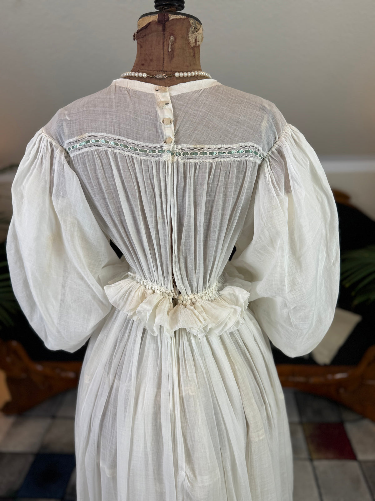 A Lady’s Legacy: Regency-to-Romantic Garments of Mary Newhall, England, ca. 1828