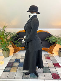 LEGG & MILLARD Antique Riding Ensemble, England, ca. 1904