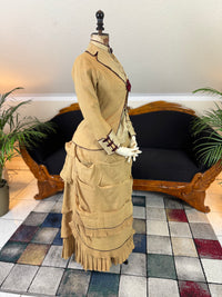 Robe de visite antique de style princesse, vers 1878