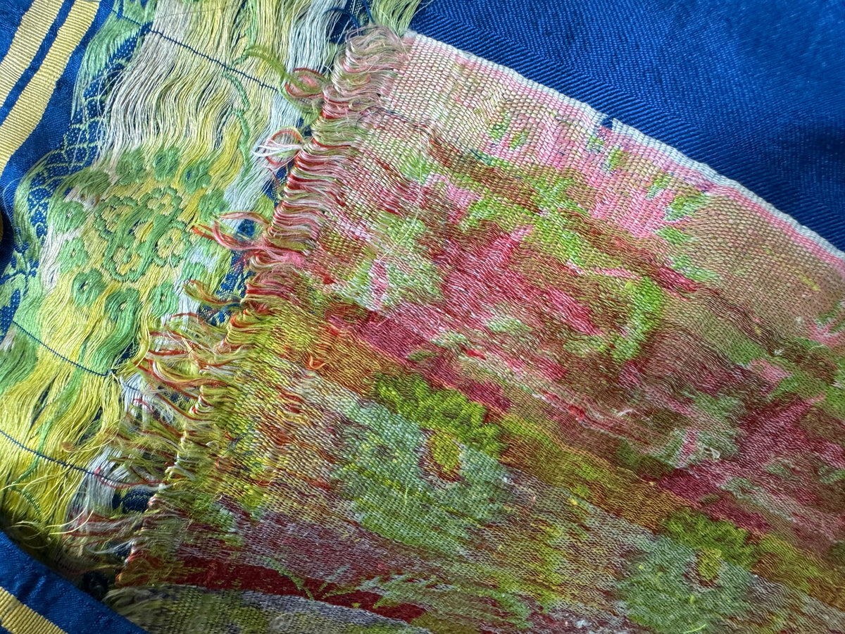 Rococo Elegance in Spitalfields Silk – Antique Stole, ca. 1790