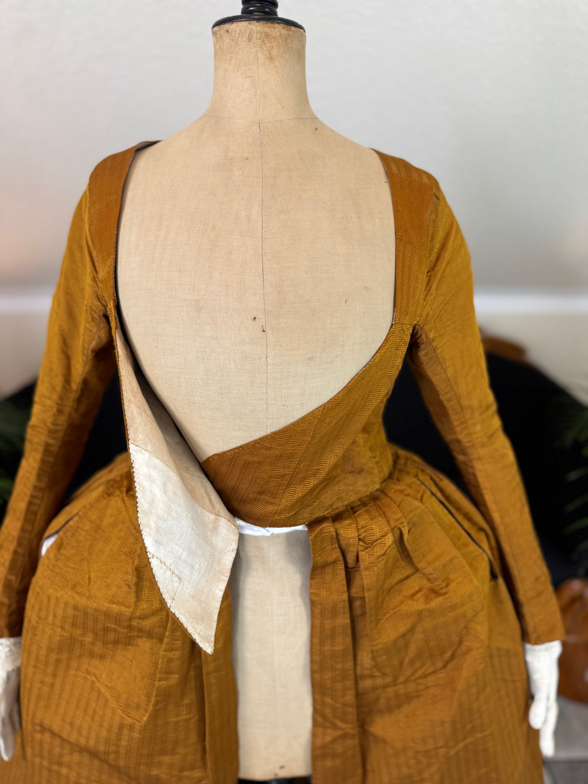 Rococo Cannelé Silk Robe à l’Anglaise, ca. 1775