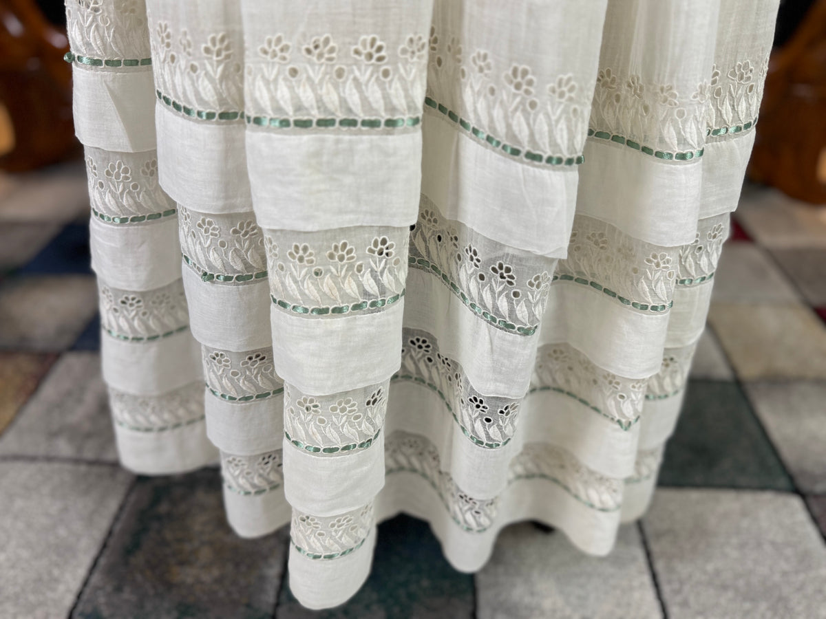 A Lady’s Legacy: Regency-to-Romantic Garments of Mary Newhall, England, ca. 1828