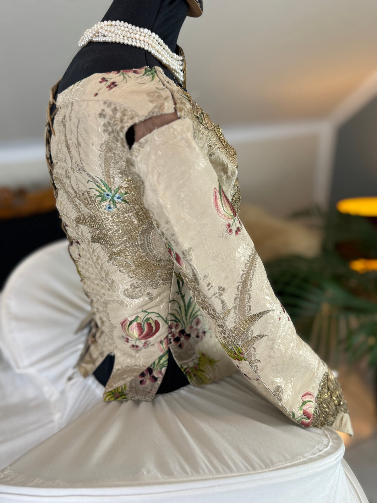 Rare Rococo Bodice, ca. 1765 – Hand‑Stitched French 18th‑Century Garment