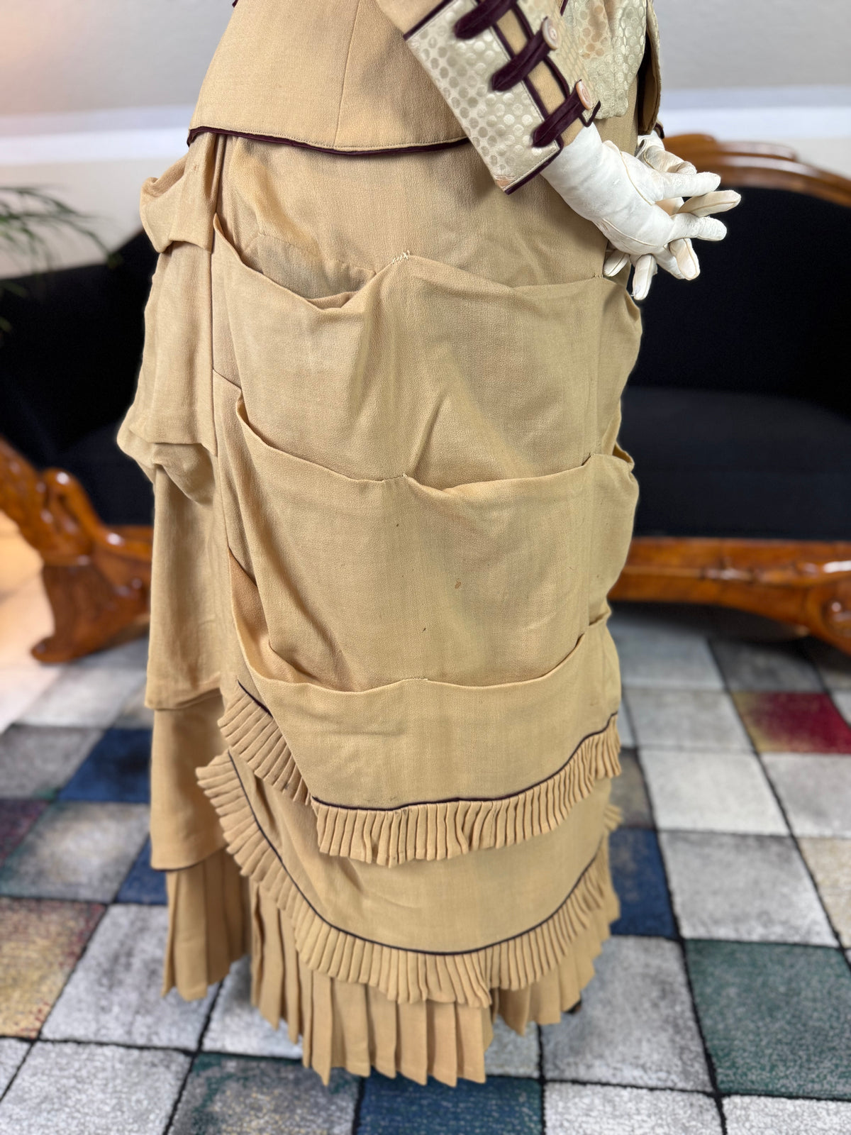 Robe de visite antique de style princesse, vers 1878