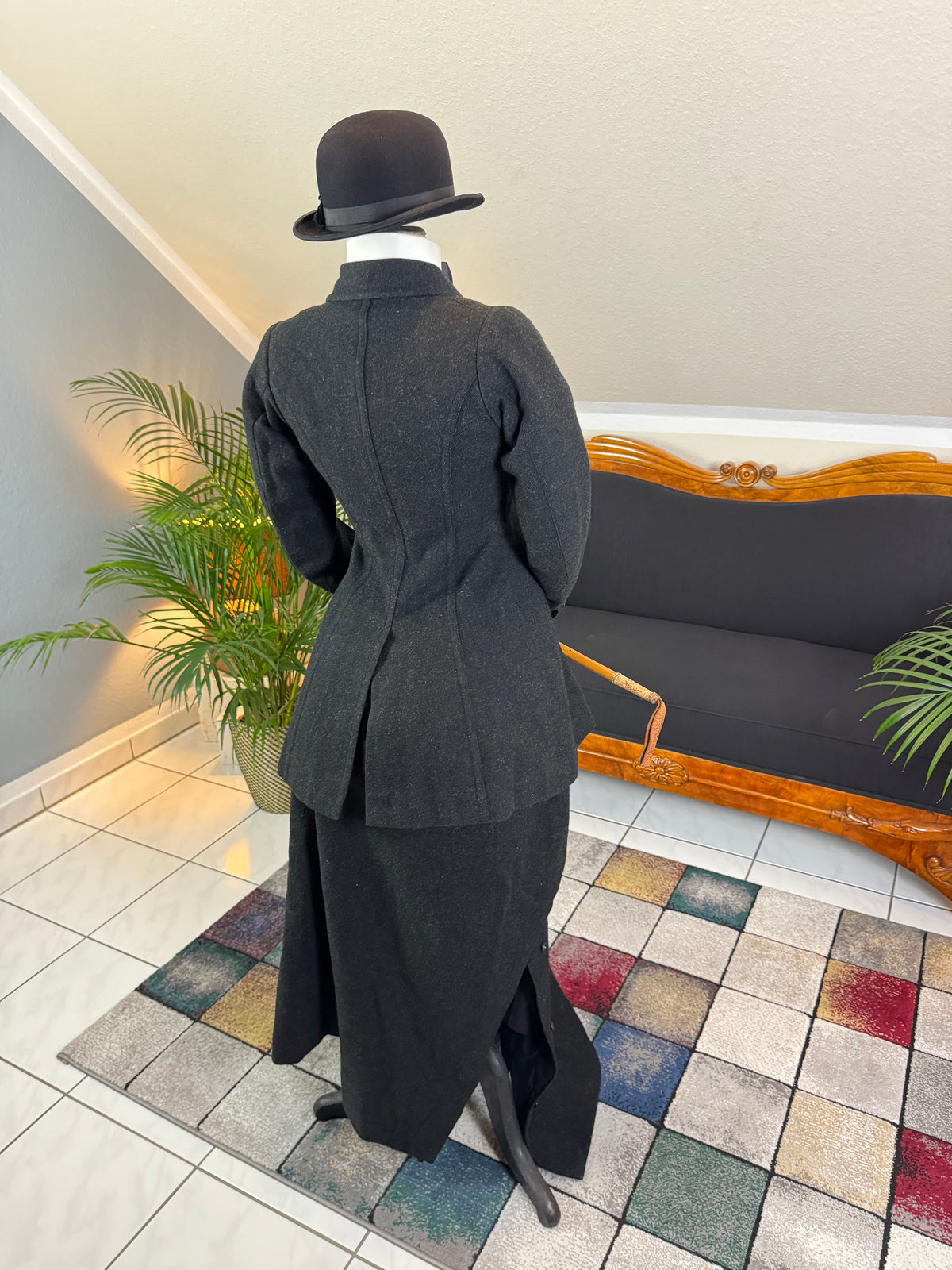 LEGG & MILLARD Antique Riding Ensemble, England, ca. 1904