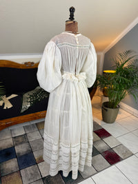 A Lady’s Legacy: Regency-to-Romantic Garments of Mary Newhall, England, ca. 1828