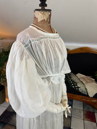 A Lady’s Legacy: Regency-to-Romantic Garments of Mary Newhall, England, ca. 1828