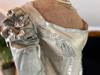 Robe du soir Empire en challis et satin bleu, vers 1815