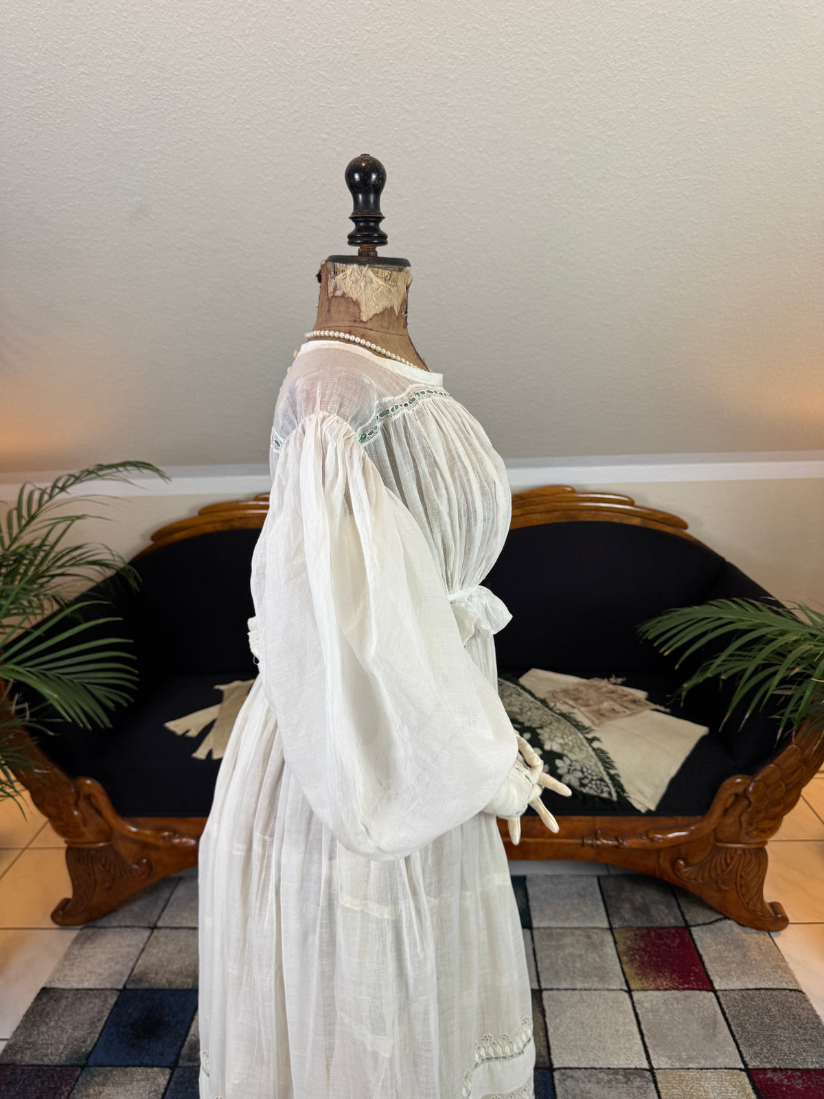 A Lady’s Legacy: Regency-to-Romantic Garments of Mary Newhall, England, ca. 1828