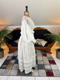 A Lady’s Legacy: Regency-to-Romantic Garments of Mary Newhall, England, ca. 1828