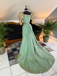 Antique ROUFF Paris Green Velvet Evening Dress – Victorian Couture ca. 1898