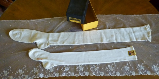 ROLLINS HOSIERY Antique Ribbed Stockings, 1920s