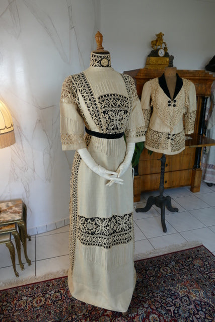 Elegant Walking Ensemble, ca. 1906