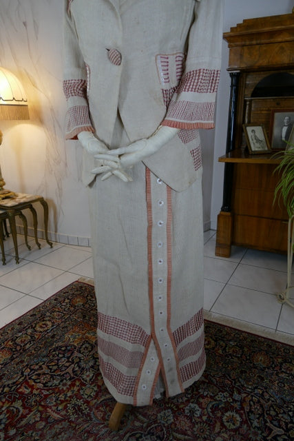 PLUYM Titanic Era Walking Dress, dated 1912