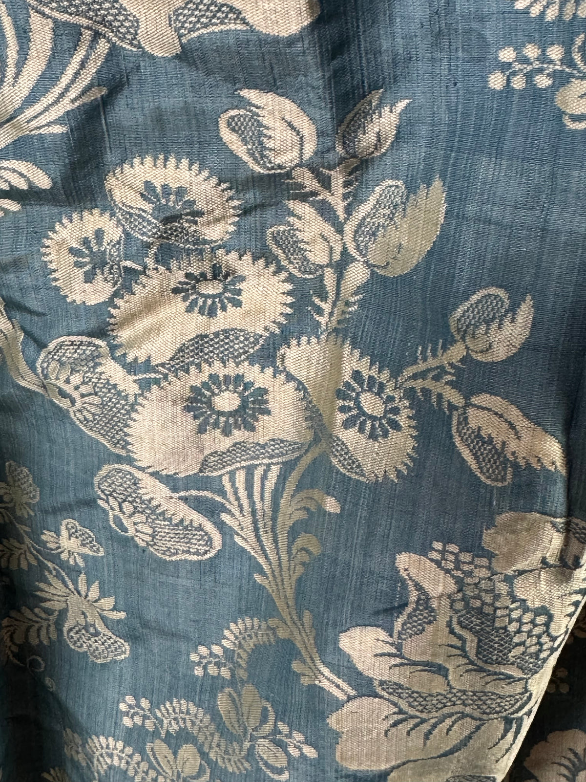 Robe à la Française in blue and cream silk damask – Authentic Eighteenth‑Century Gown, ca. 1770
