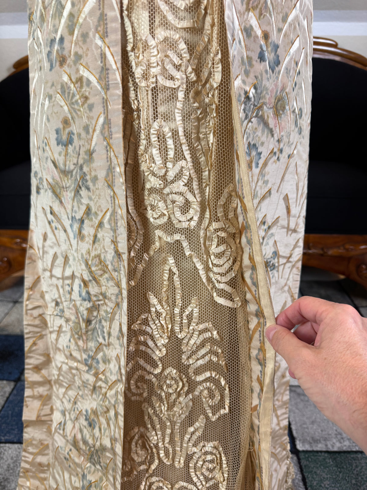 Antique Edwardian Evening Dress ca. 1908 – Painted Silk Panels & Crochet Lace Couture