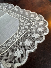 ROYAL Antique Pair of Lace Handkerchiefs with Tuscany–Württemberg Double Coat of Arms from the Wedding Trousseau of Archduchess Maria Immakulata, c. 1900