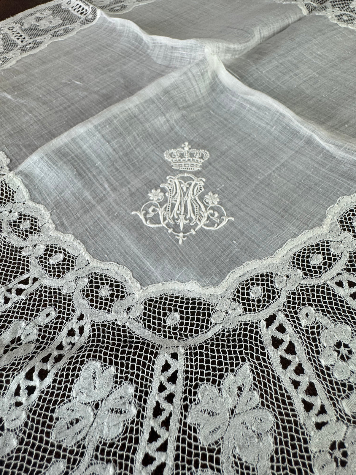 ROYAL Antique Pair of Lace Handkerchiefs with Tuscany–Württemberg Double Coat of Arms from the Wedding Trousseau of Archduchess Maria Immakulata, c. 1900