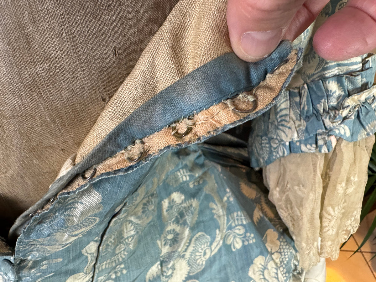 Robe à la Française in blue and cream silk damask – Authentic Eighteenth‑Century Gown, ca. 1770
