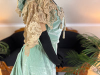 Antique ROUFF Paris Green Velvet Evening Dress – Victorian Couture ca. 1898