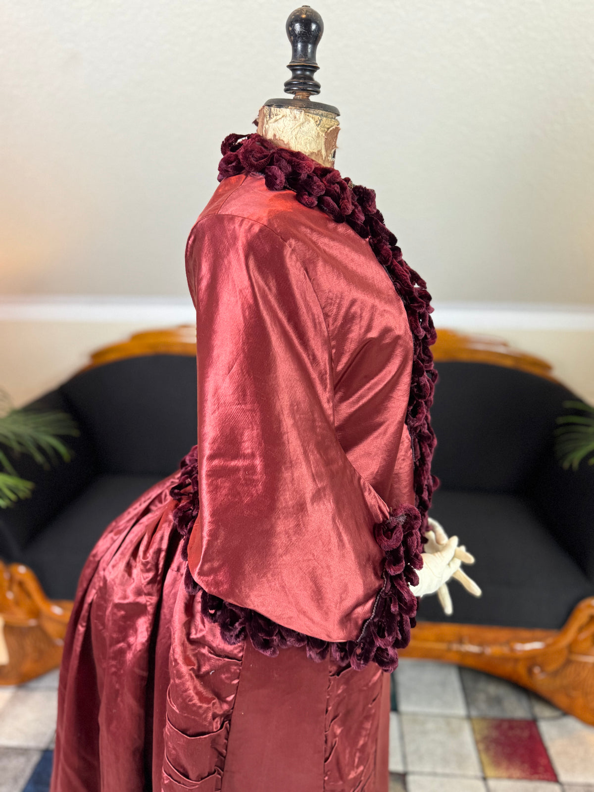 Ensemble de visite victorien antique, vers 1883