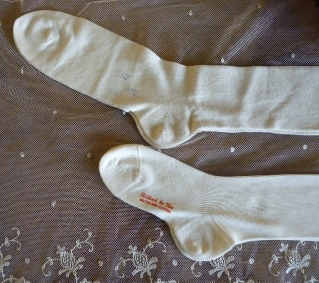 ROLLINS HOSIERY Antique Ribbed Stockings, 1920s