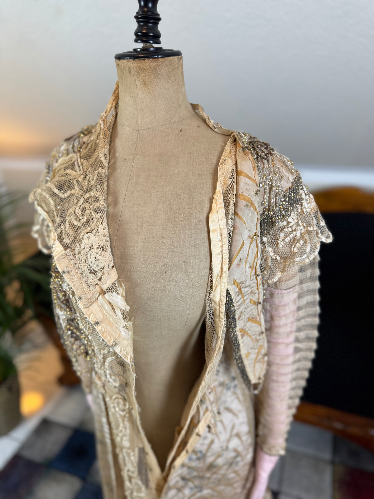 Antique Edwardian Evening Dress ca. 1908 – Painted Silk Panels & Crochet Lace Couture