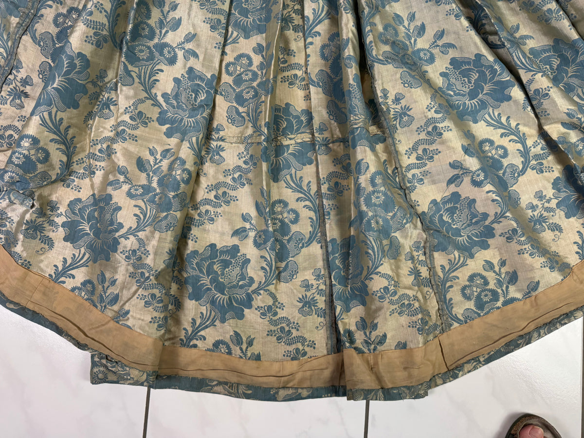 Robe à la Française in blue and cream silk damask – Authentic Eighteenth‑Century Gown, ca. 1770