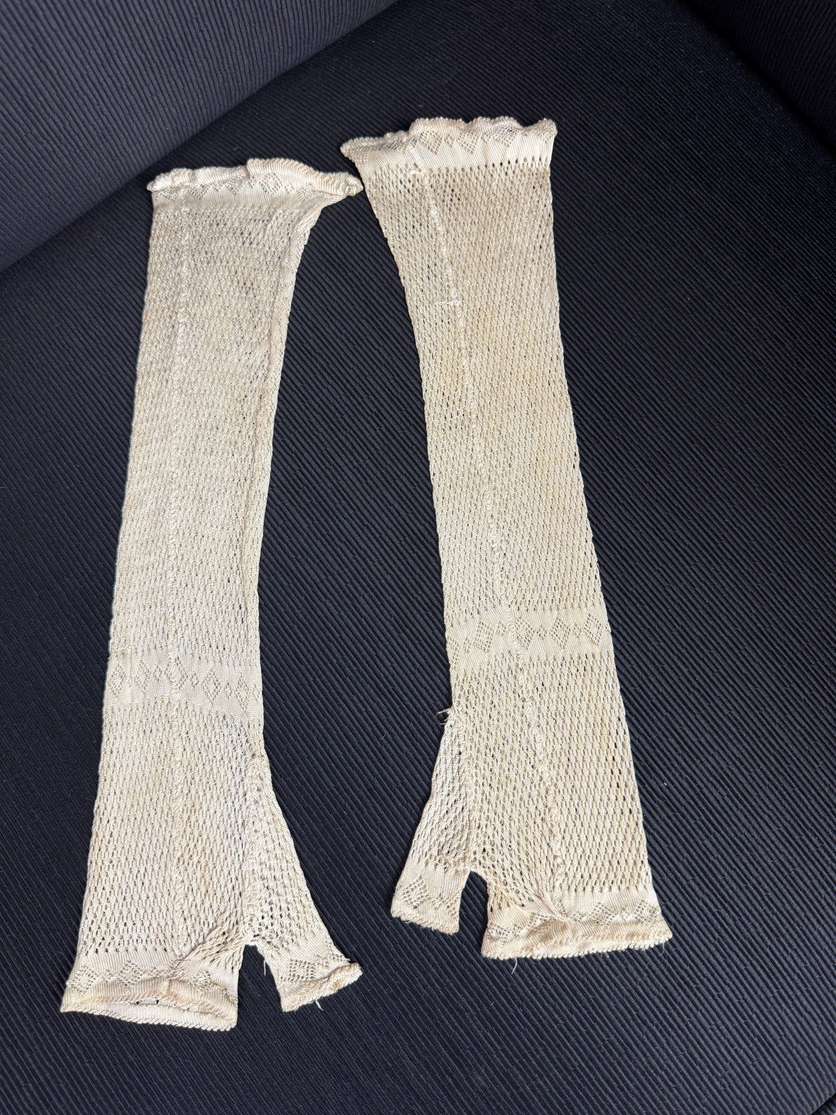 A Lady’s Legacy: Regency-to-Romantic Garments of Mary Newhall, England, ca. 1828