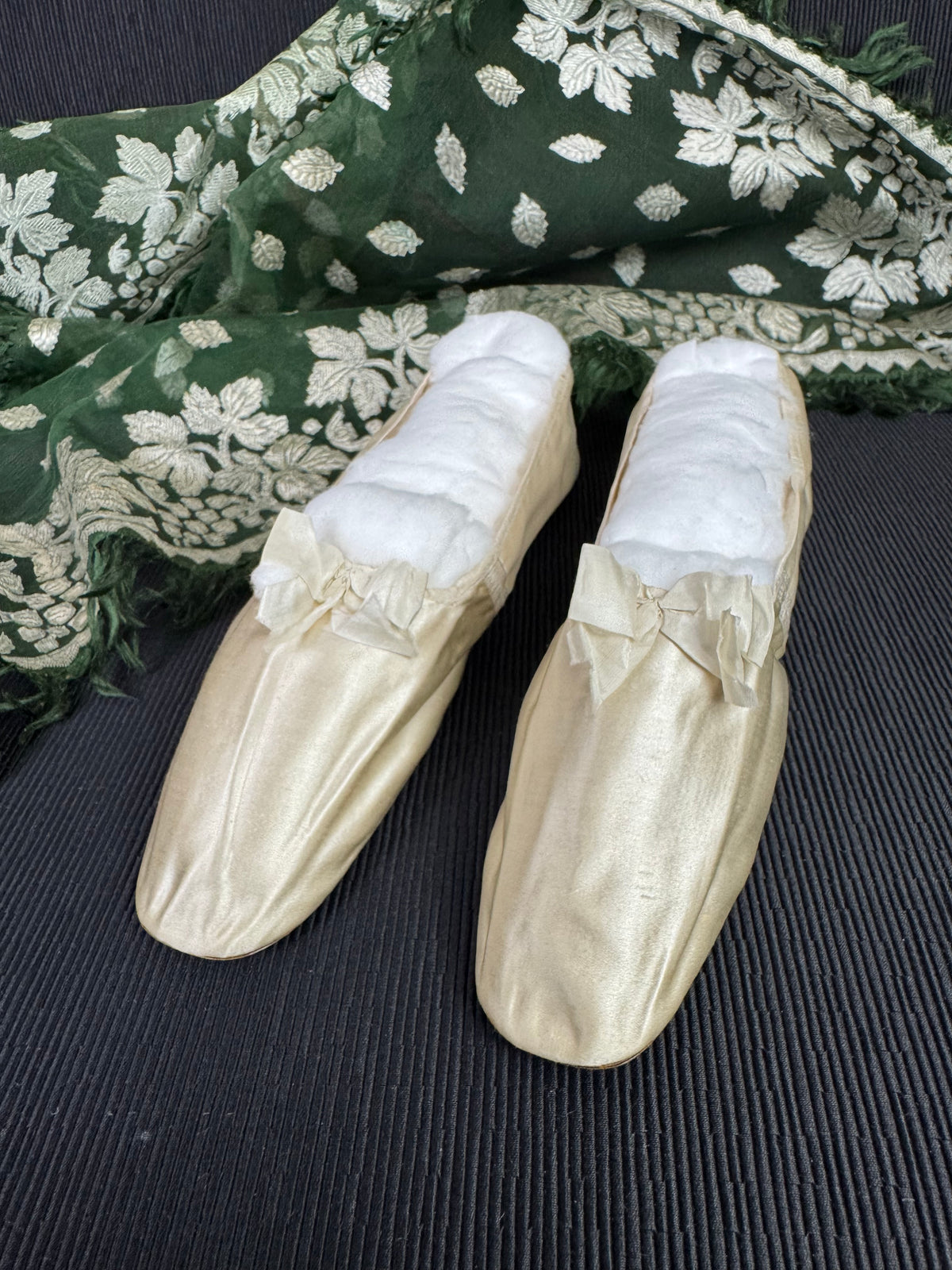 A Lady’s Legacy: Regency-to-Romantic Garments of Mary Newhall, England, ca. 1828