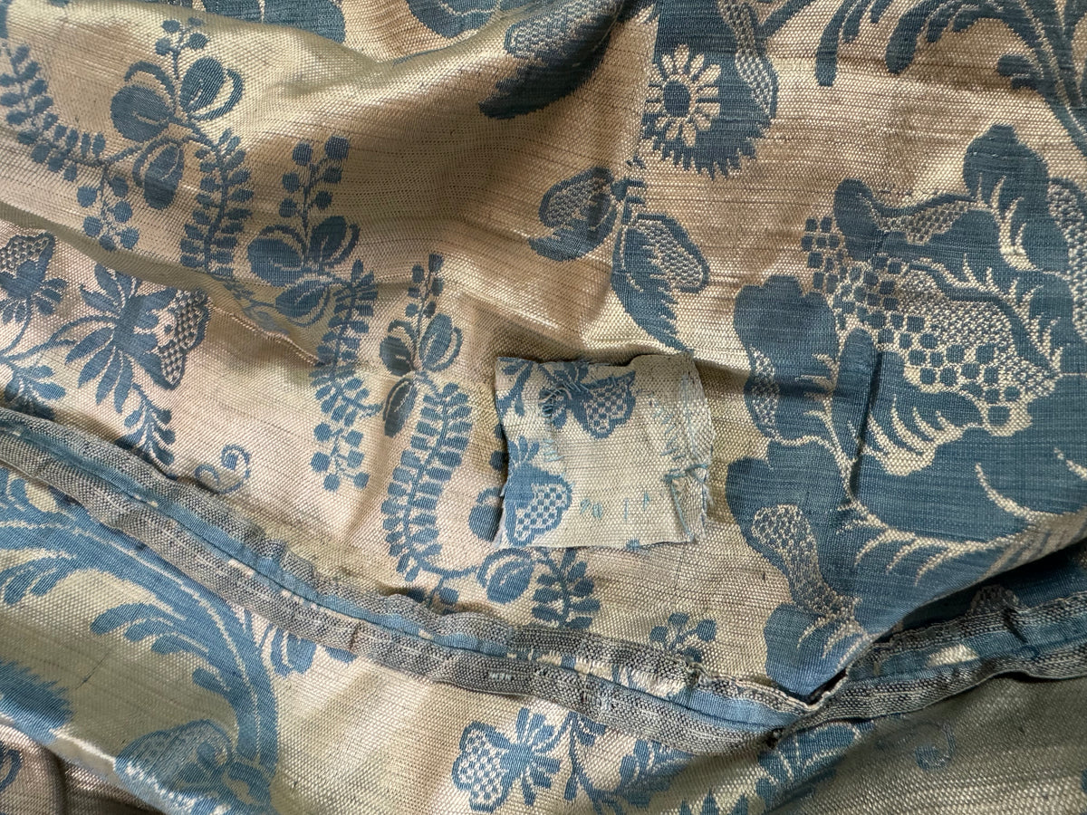 Robe à la Française in blue and cream silk damask – Authentic Eighteenth‑Century Gown, ca. 1770
