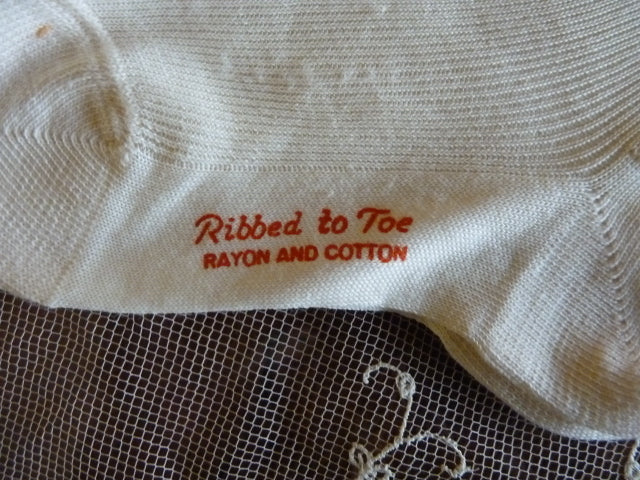 ROLLINS HOSIERY Antique Ribbed Stockings, 1920s