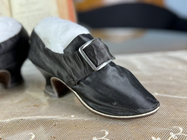 Late Baroque Women's Shoes, 1730s-1740s