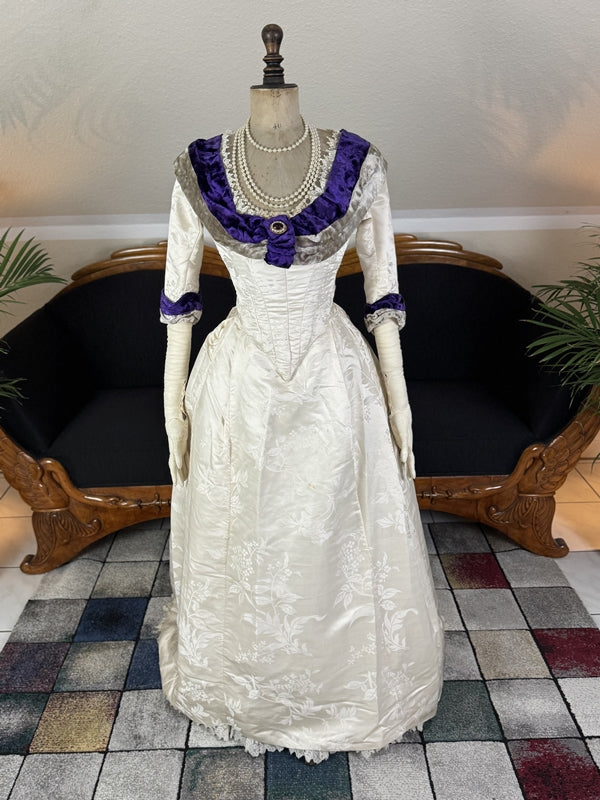 1890-1899 Antique Dresses ANTIQUE GOWN 1890-1899 Antique Dresses ANTIQUE GOWN