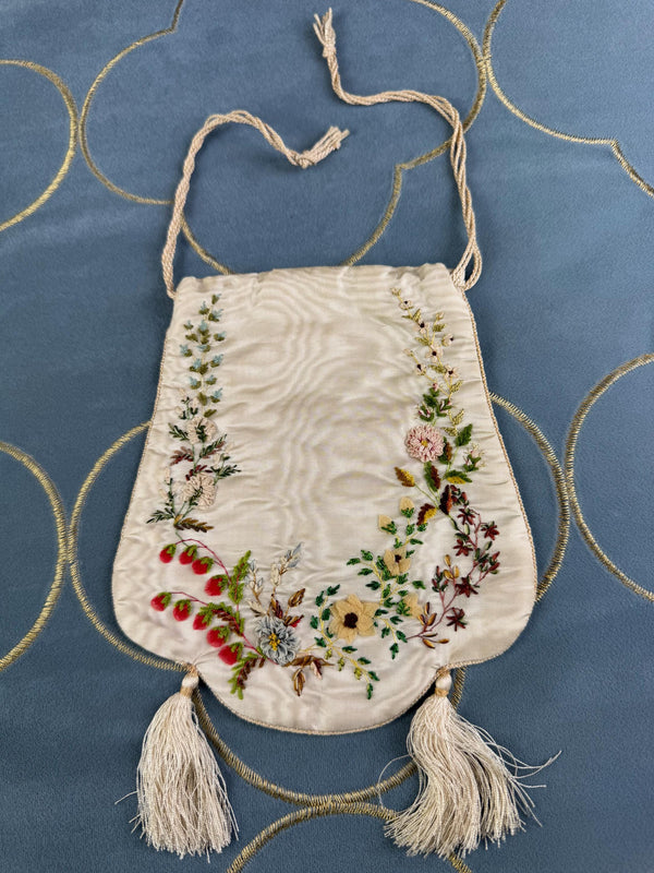 Embroidered Biedermeier Bag, England, ca. 1820-1830
