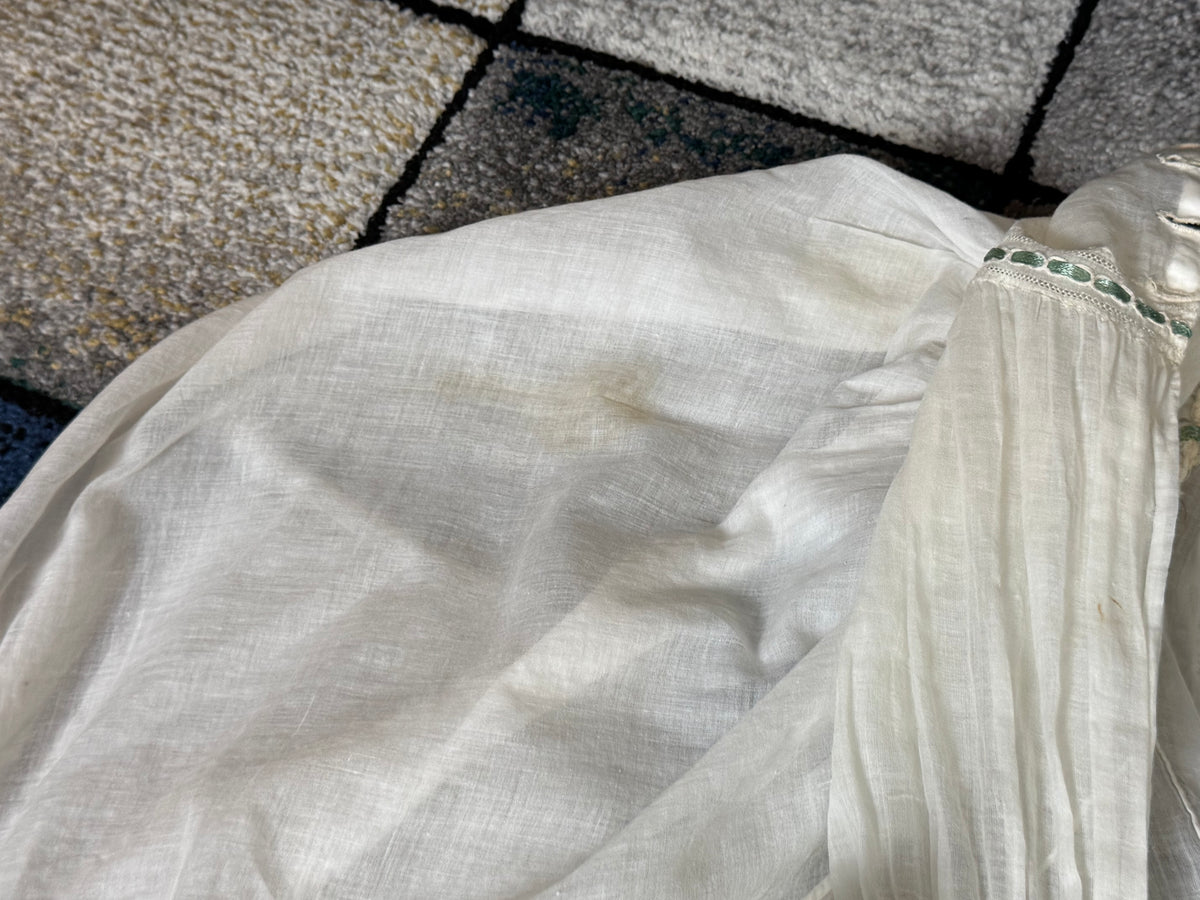 A Lady’s Legacy: Regency-to-Romantic Garments of Mary Newhall, England, ca. 1828