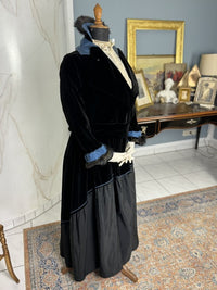 Velvet Coat, America, ca. 1915