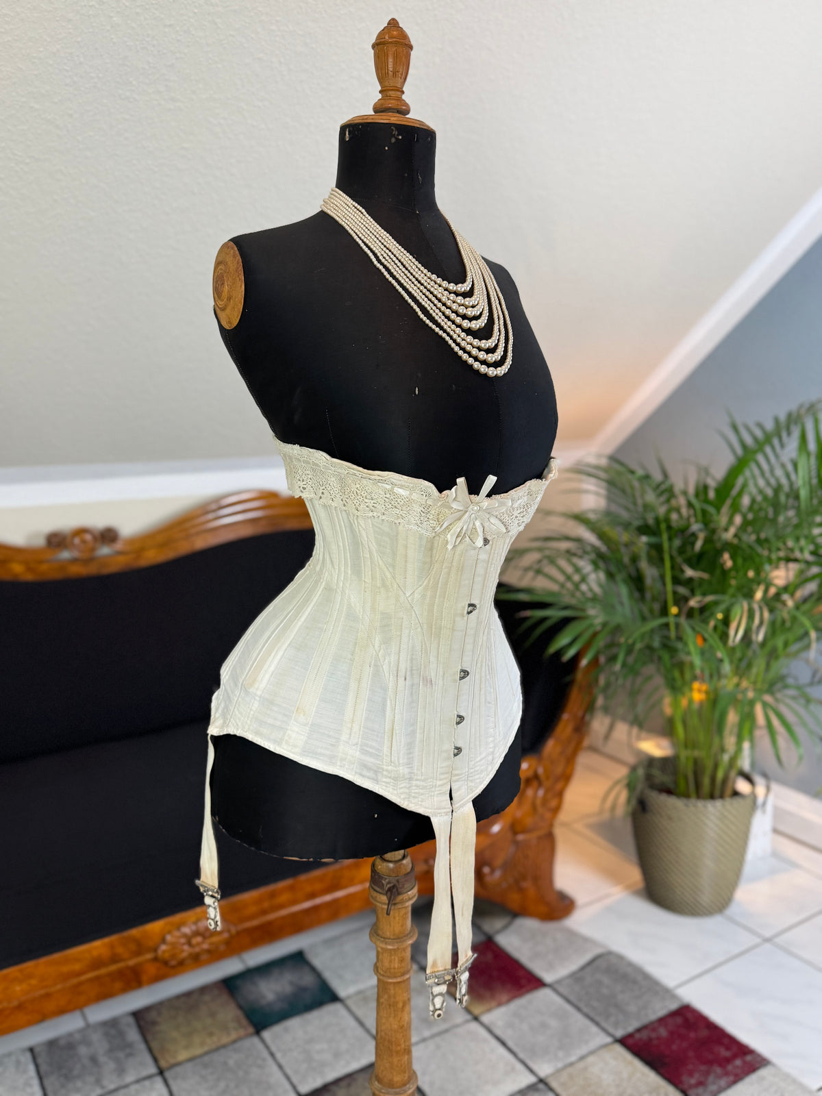 IVY Edwardian Underbust Corset, America, ca. 1910
