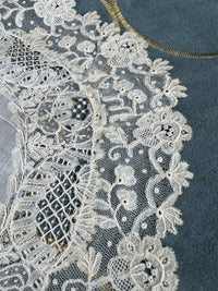 ROYAL Lace Handkerchief with a double coat of arms under a crown: Austria-Tuscany and Bourbon-Sicily, ca. 1861
